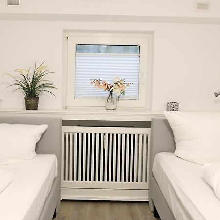 -Zimmer-Appartement Ueber 2 Etagen In Wenningstedt In Ruhiger Lage Exterior foto